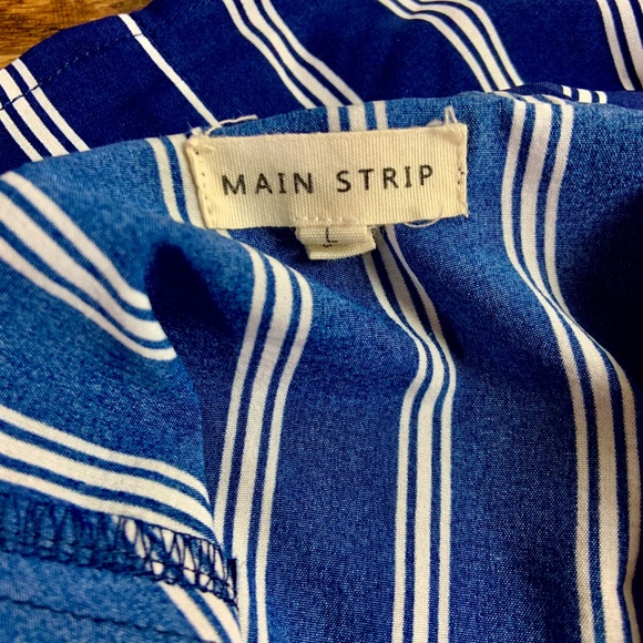 navy crop top🦋 - Picture 3 of 3